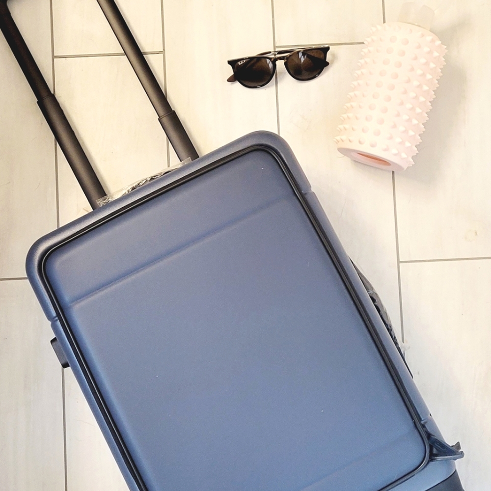 Calpak Hue Carry-On Luggage (Atlantic)